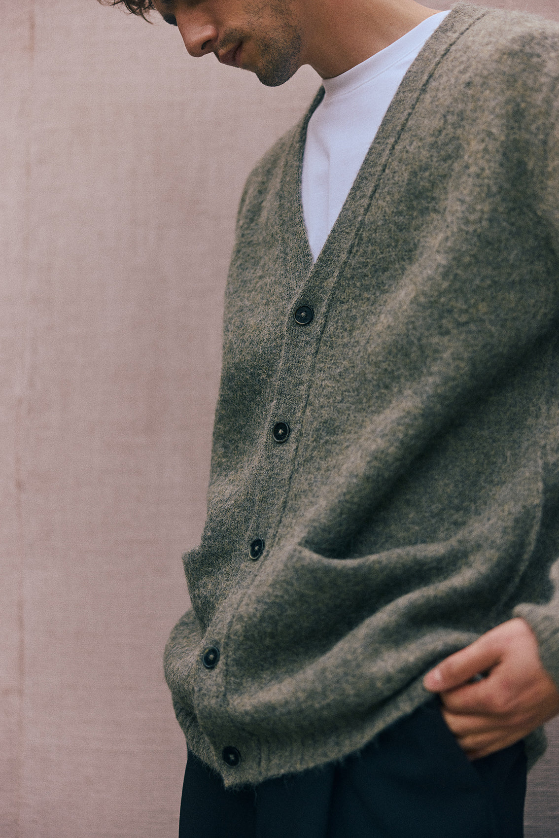 PREVENTA: Men's Cárdigan Alpaca Felted - Musgo