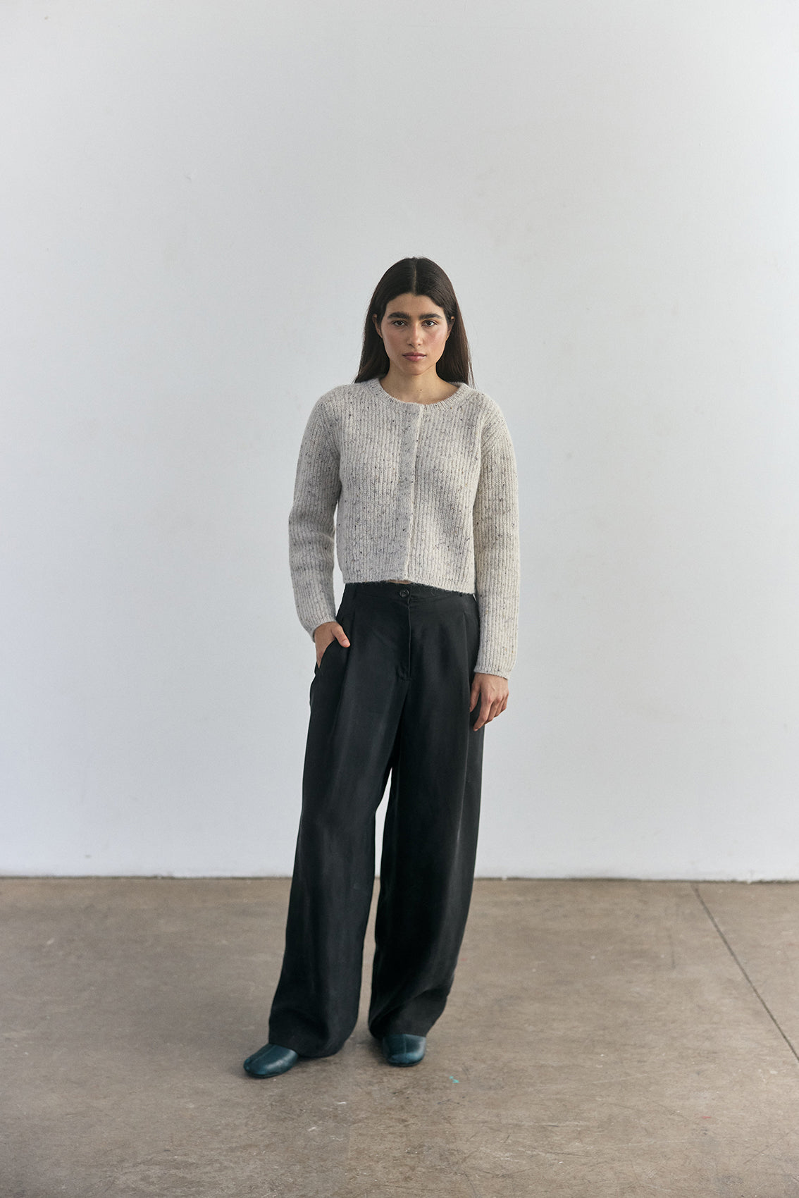 Pantalón Pinzado Cupro - Ónix