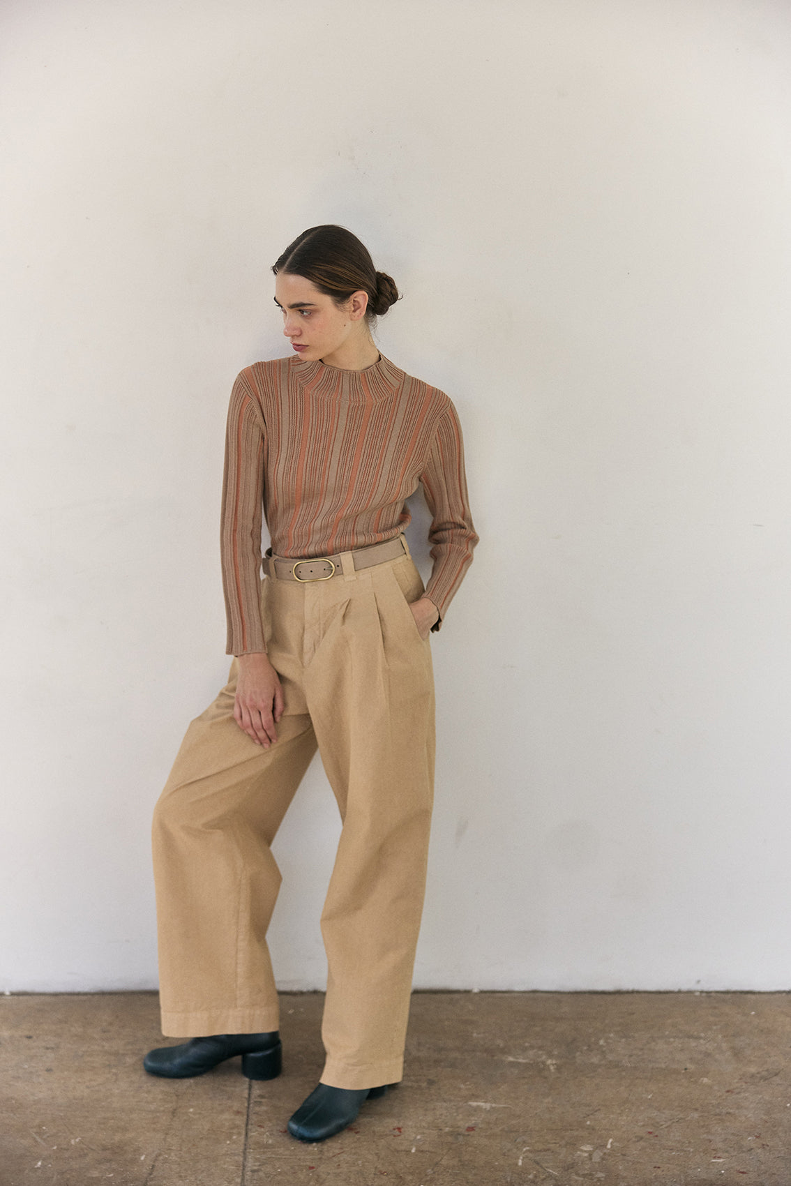 Pantalón Pinzado Algodón Rugoso - Turrón