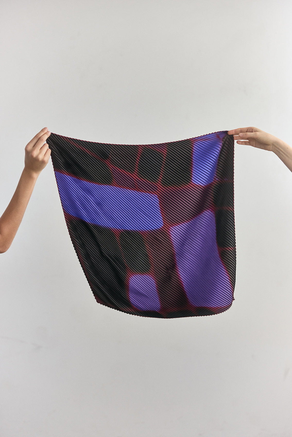 Medium Pleated Silk Scarf - Jacaranda