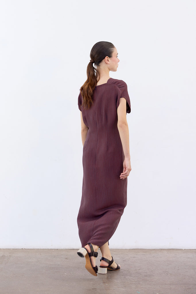 V-Neck Streaked Silk-Linen Long Dress - Berenjena