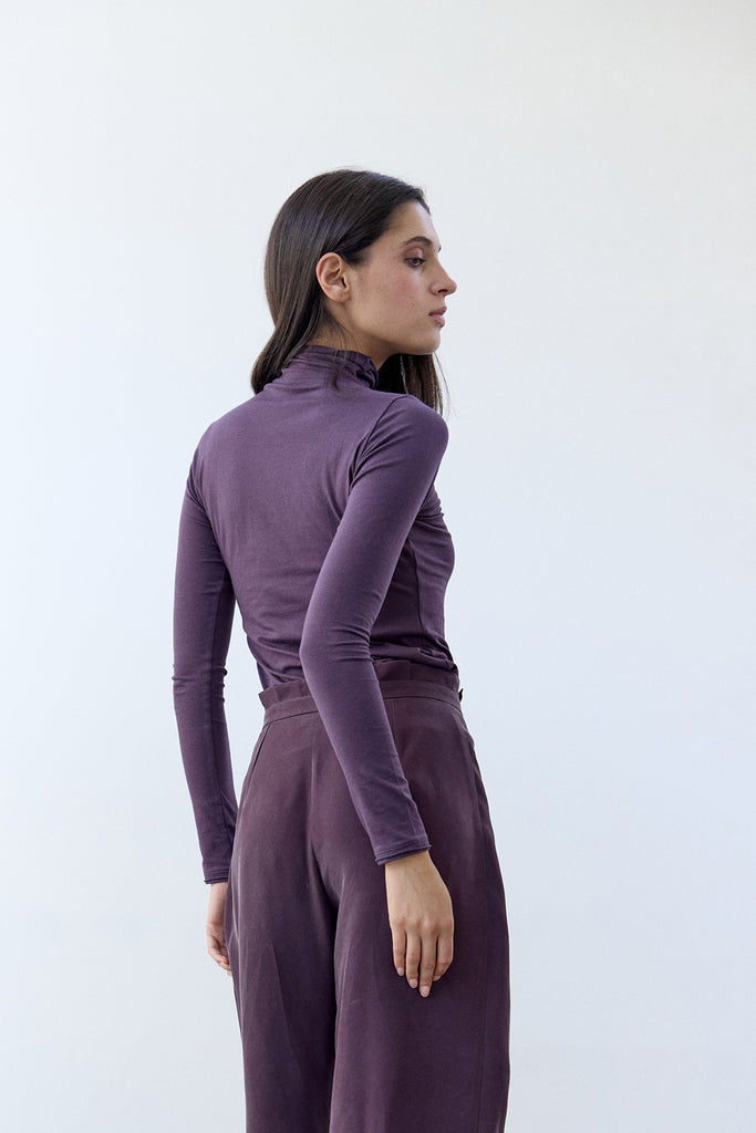 Essential Turtleneck Top Organic Pima Cotton - Berenjena