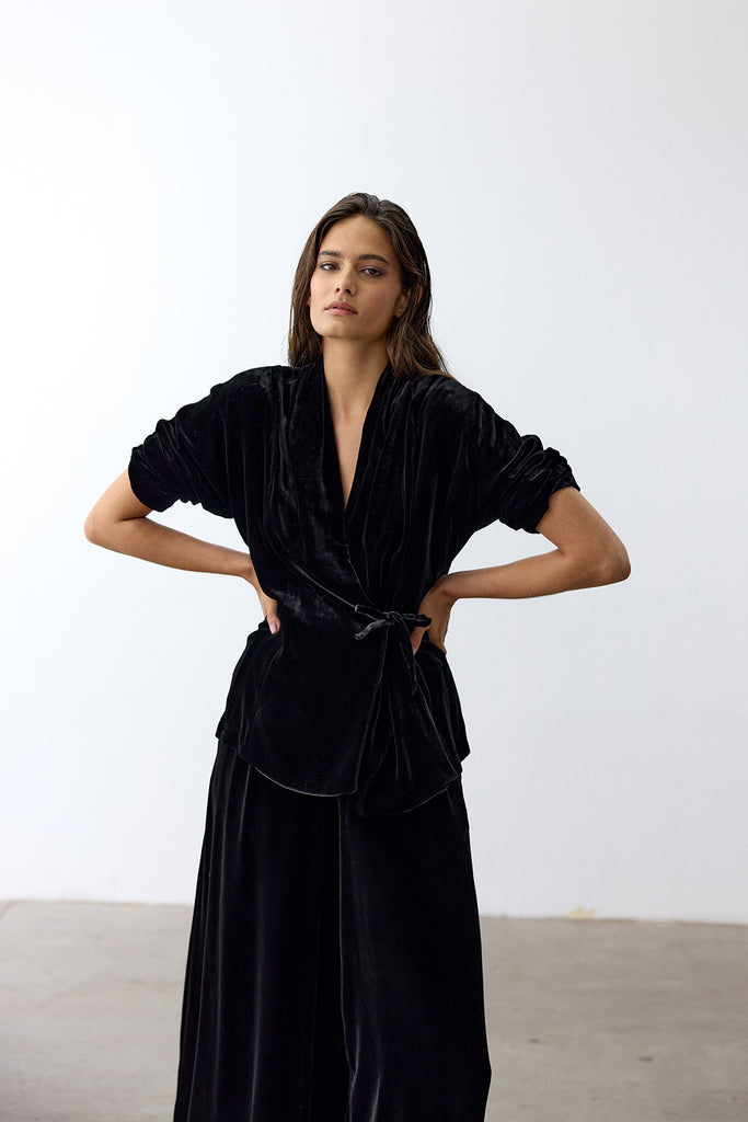 Cross-Over Silk Velvet Jacket - Ónix