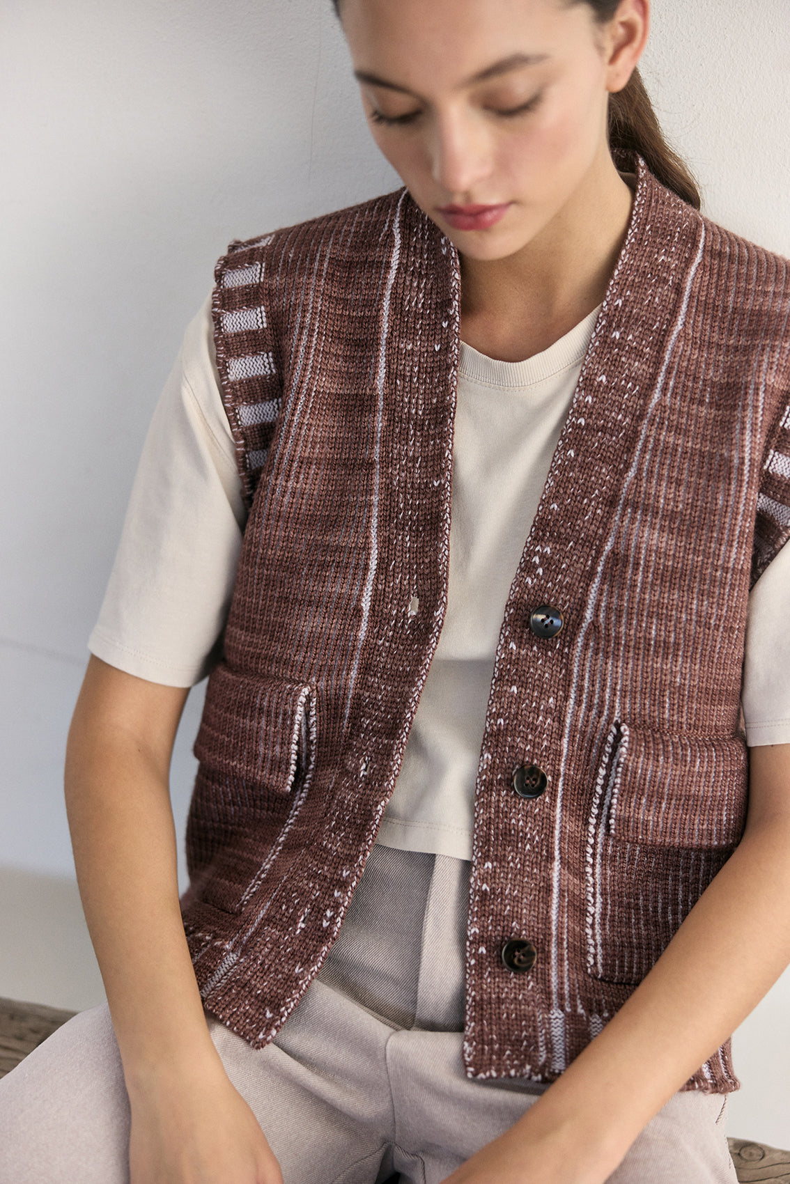 Merino Wool Knitted Vest - Clay
