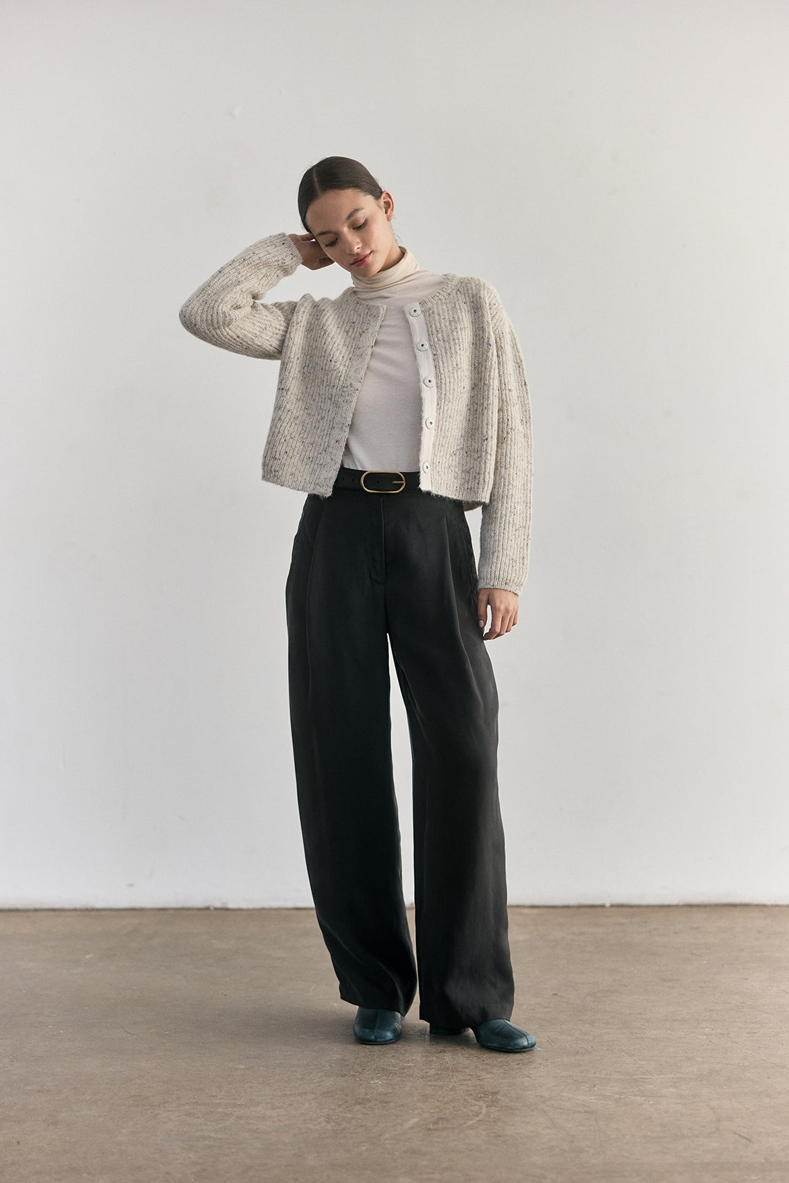 Pantalón Pinzado Cupro - Ónix