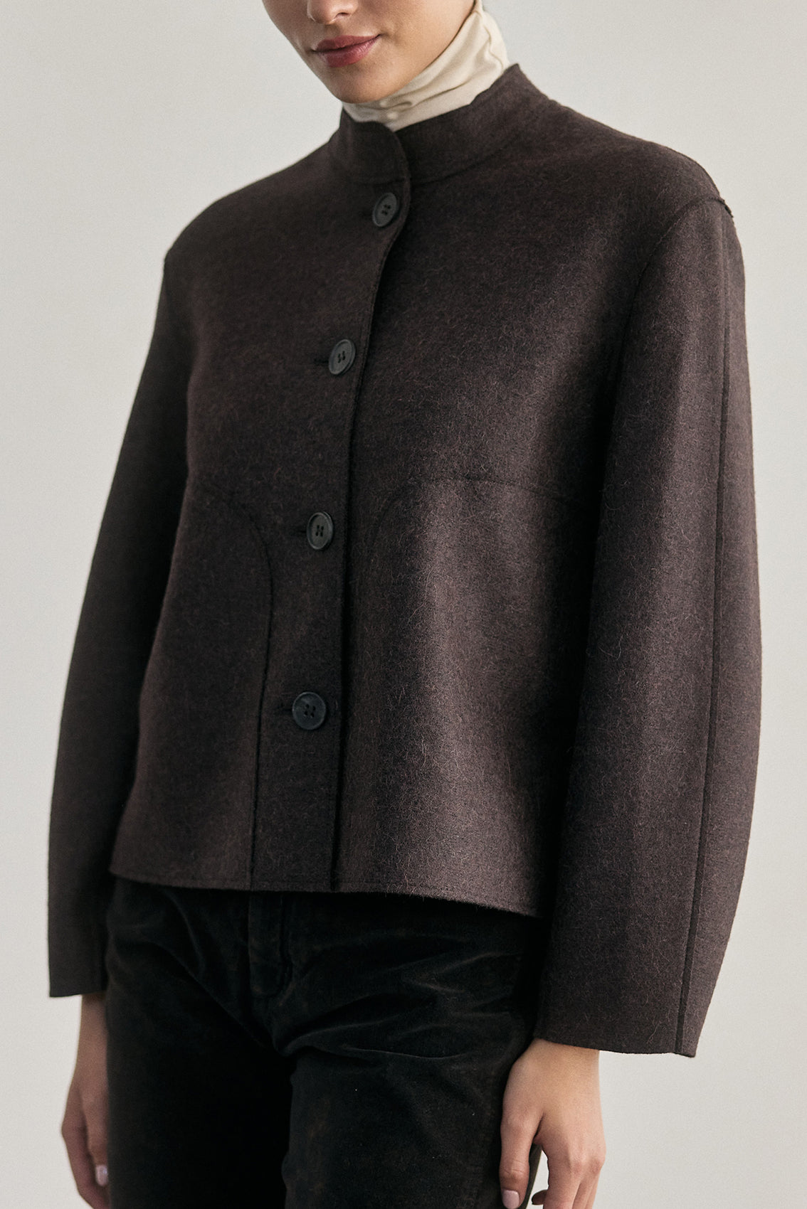 Chaqueta Corta Alpaca/Lana Felted - Berenjena